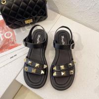 ราคา ส่งเร็วพิเศษ ส่งเร็ว รองเท้าแตะ 2สี รองเท้าแตะรัดส้นผู้หญิง แฟชั่น รุ่นใหม่ กันลื่น ดำ ขาว ครีม ใส่สบาย นำเข้า (18806993993)