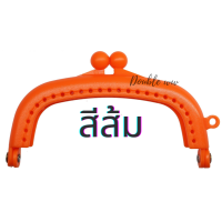 ราคา ปากกระเป๋าปิ๊กแป๊กพลาสติก ปิ๊กแป๊ก สีสดใส ครบทุกสี 8 5ซม ซื้อ3แถม1 (16386037300)