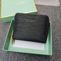 ราคา กระเป๋าสตางค์ใบสั้น ซิปรอบ ขนาดเล็กกะทัดรัด ด้านในสีแดง พร้อมกล่อง (21323149766)