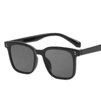 ราคา ENDPOINTS วันหยุด แฟชั่น เล็บข้าว แว่นตากันแดด สีดำ กรอบสี่เหลี่ยม เลนส์ใสสีชมพู แว่นตาสไตล์เกาหลี แว่นกันแดดผู้ชาย แว่นกันแดดทรงสี่เหลี่ยม แว่นกันแดดผู้หญิง (20238512321)