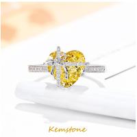 ราคา Kemstone 2022ใหม่ชุบเงินเงาเพทายโบว์สีชมพูสีเหลืองรักคริสตัลแหวน S สำหรับผู้หญิงครบรอบเครื่องประดับของขวัญหรูหรา (16106635063)