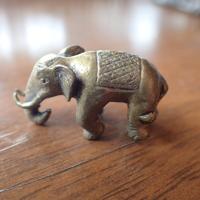 ราคา พระเครื่อง เครื่องราง พญาช้างคชสาร ช้างพลายประกายแก้ว ช้างมหาโพธิสัตว์บูชาเสริมอำนาจบารมี เนื้อทองเหลือง (19582761640)