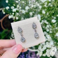 ราคา Titapa jewelry ต่างหูเพชรหยดน้ำล้อมเพชรน้ำ100แบบแป้นตุ้งติ้ง ดีไซน์สวยมากมาใหม่ เพชรขาวใสวิ้งๆน้ำ100คัดทุกเม็ดเหลี่ยมH Aน้ำลึกสวยเล่นไฟระยิบระยับงานปราณีตละเอียดตัวเรือนมีน้ำหนักแข็งแรงใส่ได้ทุกวันทุก