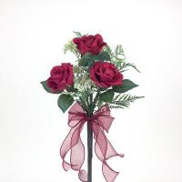 ราคา ช่อกุหลาบวาเลนไทน์ กุหลาบปลอมจัดช่อพร้อมผูกโบว์ กุหลาบสีแดงกำมะหยี่ (17415530344)