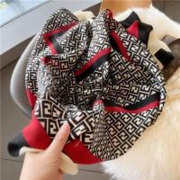 ราคา คอขวด FENDIs แฟชั่นใหม่อเนกประสงค์ผ้าพันคอแฟชั่นผ้าคลุมไหล่กันแดดห้องเครื่องปรับอากาศผ้าพันคอฤดูใบไม้ร่วงและฤดูหนาวอเนกประสงค์บล็อกสีคอตัวอักษร (17030890363)