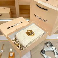 ราคา กระเป๋าสะพายคาดลำตัวสำหรับผู้หญิงโทรศัพท์มือถือหนังแท้ฮ่องกงทันสมัยและใช้งานได้หลากหลายขนาดเล็กสะพายไหล่ข้างเดียวสไตล์ตะวันตก2023ฤดูใบไม้ร่วง ฤดูหนาว (21206965521)