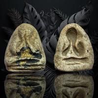 ราคา AD112 ส่งตรงปก พระปิดตาหลังแบบ หลวงพ่อแก้ว วัดเครือวัลย์ เนื้อสมเด็จ ลงรักชาดดำปิดทอง (21386486763)