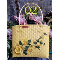 ราคา กระเป๋าสาน ตะกร้าสานเส้นพลาสติก โทนสีเหลือง ลายดอกไ้ม้ สานแน่น งานดีมากๆ ใช้ช้อปปิ้ง ใส่เอกสาร ใส่ของทั่วไป เที่ยวทะเล ฯลฯ (18761419152)