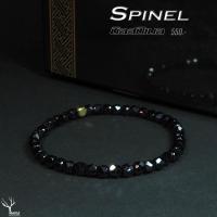 ราคา กำไลหิน นิลสปิเนล นิลดำ Spinel หินแท้100 ขนาด 4mm ทรงลูกบาศก์ เจียรเหลี่ยม สร้อยข้อมือหิน หินนำโชค หินมงคล หินเสริมดวง สร้อยข้อมือหิน (16522060955)