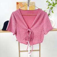 ราคา KaeKai พร้อมส่ง เสื้อครอป เอวลอย แขนสั้น คอวี ผูกโบว์ ด้านหน้า แซ่บๆ สายฝอ สไตล์เกาหลี (21262622257)