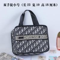 ราคา กระเป๋าเครื่องสำอางสำหรับผู้หญิงกระเป๋าล้างหน้าแบบพกพาความจุสูงแบบใหม่กระเป๋าเก็บผลิตภัณฑ์ดูแลผิวสำหรับเดินทางสไตล์ชาแนลไซส์ใหญ่ดูแพง (20487770713)