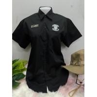 ราคา เสื้อเชิ้ตสีดำแขนสั่นคอปก ปักอาร์ สกรีนลาย เสื้อเชิ้ตสีดำแขนปักอาร์ม สกรีนลายงานใหม่ สไตล์วินเทจ (13266492009)