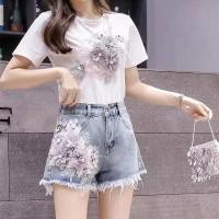 ราคา TWC567ฤดูร้อนใหม่สถานียุโรปสตรีปักเลื่อมสามมิติดอกไม้สั้นเสื้อยืด ดิบ Edge กางเกงขาสั้นสองชิ้นชุด (13584328809)