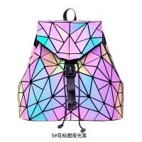 ราคา LorranTree กระเป๋าเป้สะพายหลังสีรุ้งกระเป๋าสะท้อนแสงโฮโลแกรมเป้สะพายหลังเรืองแสงเป้สะพายหลังทรงเรขาคณิต (21275452911)