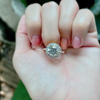 ราคา Titapa jewelry แหวนเพชร3 50กะรัตล้อมเพชรก้านฝังเพชร แบบคลาสสิคตลอดกาล งานประณีตมากเพชรสวยคัดทุกเม็ดนำ้100เพชรสวยเล่นไฟระยิบระยับ เหลี่ยมเพชรH A ตัวเรือนมีน้ำหนักแข็งแรง แบบทันสมัย เรียบหรู โดดเด่น ใส่