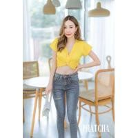 ราคา 2101 เสื้อยืดครอปคอวีแขนล้ำ อกไขว้หน้าเสริมฟองน้ำด้านใน (10288947054)