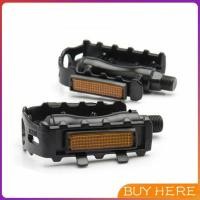 ราคา บันไดจักรยานอลูมิเนียม อุปกรณ์จักรยาน มี 2 สี สีเงิน และ สีดำ Bicycle pedals BUY HERE (11820552450)