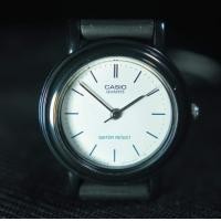 ราคา CASIO นาฬิกาข้อมือผู้หญิง CASIO Standard รุ่น LQ 139BMV 7E หน้าขาวขีดดำ ของแท้ประกันศูนย์ 1 ปี (17361582390)