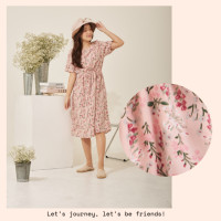 ราคา เดรสแขนสั้นคอกลม เนื้อผ้าโปร่งสบาย ไม่ยับ Something Simple รุ่น AIM ORN printed short sleeve dress (20652163162)