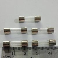 ราคา FUSE 3 15A 250V ฟิวส์หลอดแก้ว 3 15A 250V 20mm T3 15A ฟิวส์ญี่ปุ่น ใส้เกลียวใหญ่แบบขาดช้า แพ็ค100ตัว (4037240569)