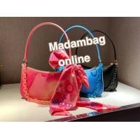 ราคา Charles Keith Alcott Scarf Chain Shoudler Bag กระเป๋าถือ สะพายไหล่ มีสายยาวสะพายข้าง (19139871443)