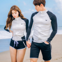 ราคา ชุดว่ายน้ำคู่รัก ชุดว่ายน้ำแขนยาว แบบซิปหน้า สีขาว ดำ สวยเท่ห์สไตล์เกาหลี ขายแยกชุดจ้า (4898260886)