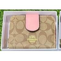 ราคา กระเป๋าสตางค์ กระเป๋าสตางค์ผู้หญิง กระเป๋าใส่นามบัตร coach กระดุม 4 5 นิ้ว WS 2 1 ใบสั้น (12605091713)