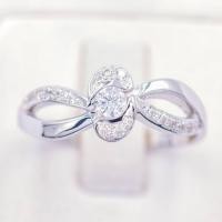 ราคา Lucky Gems แหวนเม็ดเดี่ยวล้อมเพชร เงินแท้92 5 เพชร CZ เกรด Premium เล่นไฟดี ชุบทองคำขาว LKM667 (17943549764)