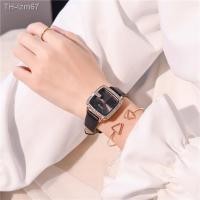 ราคา คนดังทางอินเทอร์เน็ตยอดนิยมของผู้หญิงสไตล์ต่างประเทศที่มีมูลค่าสูงนาฬิกาเรือนเหลี่ยมล้อมเพชรหรูหราเรียบง่ายย้อนยุค (19530677467)
