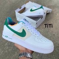 ราคา รองเท้าผ้าใบชายและหญิง x Supreme เทียบ 1 1 พร้อมส่ง พร้อมกล่อง (19395221930)