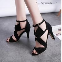 ราคา ส่งเร็วพิเศษ รองเท้าส้นสูง ส้นสูง รองเท้าแฟชั่น เสริมส้น รองเท้าผ้ากำมะหยี่ รองเท้าสีดำ รองเท้าดำ ส้นสูงดำ (8380217173)