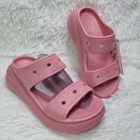 ราคา รองเท้าแตะผู้หญิง Buy 1 pairs get 4 Jibbit Free Crocs Crush Sandal รองเท้าส้นสูงผู้หญิง รองเท้าส้นตึก เบานิ่มใส่สบาย (21369673927)