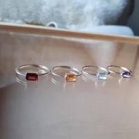 ราคา แหวนพลอยเหลี่ยม Cara Ring เงินแท้ 925 น่ารัก แบบเล็กๆ มินิมอล (19758785875)