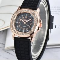 ราคา นาฬิกาแบรนด์ Geneva งานแท้ นาฬิกาผู้หญิง สายซิลิโคนอย่างดี ระบบอนาล๊อค (21147568039)