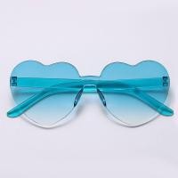 ราคา CHUAN ทันสมัยและทันสมัย สีลูกอมสี สีสันสดใส ที่บังแดด แว่นตากันแดดรูปหัวใจ แว่นกันแดดสำหรับงานเลี้ยง แว่นตารูปหัวใจ (20548917295)