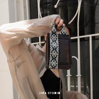 ราคา JIRASTUDIO ALICE MINI ปักชื่อ กระเป๋าสะพายข้างและกระเป๋าสะพาย Pre order 15 20 days (19398003231)