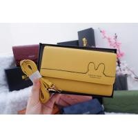 ราคา กระเป๋าสตางค์Forever youngแบบสะพาย งานแท้พร้อมกล่อง สวยงาม มาพร้อมถุงผ้าและสายสะพายหนัง กระเป๋าสะพายผญ กระเป่าแฟชัน กระเป๋าราคาถูก (2020488682)