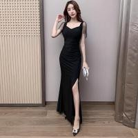 ราคา ชุดเดรสยาวสีดำ ชุดเดรสดาราระดับไฮเอนด์สำหรับฤดูร้อน คอวี ชุดราตรีเซ็กซี่ตัดต่ำ (20978418503)