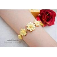 ราคา ManeeNopparut มณีณพรัช ข้อมือ ดอกไม้งานหุ้มทอง5ไม นน 2 บาท รุ่น BK0074 (1207246023)