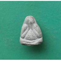 ราคา พระปิดตาเนื้อผงเทา มีมวลสารเก่า หลวงพ่อพริ้ง วัดบางปะกอก ปี 2514 สภาพสวยรับประกันพระแท้ (16442684037)