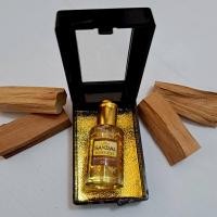 ราคา New Year Gift Set ชุดของขวัญ คริสต์มาส ปีใหม่ Sandalwood Oil น้ำมันไม้หอมแก่นจันทร์ ไม้จันทน์หอม 12 ml ในกล่องของขวัญสีดำทองหรูหรา (17238404482)