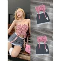 ราคา KATHALYN KTL069 ชุดเซต 2 ชิ้น เสื้อเกาะอก แมทช์กับ กระโปรงสั้น (21231104551)