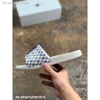 ราคา รองเท้าแตะ MLB Baseball League NY Yankee รองเท้าแตะลำลอง สำหรับผู้ชาย และผู้หญิง (9793243463)