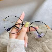 ราคา แว่นสายตาสั้นกันแสงสีฟ้า HD ยืดหยุ่น0ถึง600สำหรับผู้ชายและผู้หญิงกรอบทรงกลมโลหะแว่นตาแฟชั่นแสงสั้นหลากสีน้ำหนักเบาเกรด (21031218087)