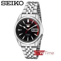ราคา Seiko นาฬิกาข้อมือผู้ชาย สายสแตนเลส ระบบ Automatic รุ่น SNK375K1 สีเงิน หน้าปัดดำแดง (913055)