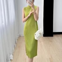 ราคา Issey Miyake 2023 ชุดเดรสมิยาเกะชุดเดรสแขนกุดคอตั้งพับเก็บได้สีล้วนใส่แล้วดูผอมเพรียวสำหรับฤดูร้อนแบบใหม่กระโปรงยาวปานกลาง (19876726249)