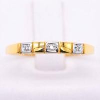 ราคา Happy Jewelry เพชรเรียง 3 เม็ด ตัดสลับกัน ทองแท้ 9k 37 5 เพชรเกสร ME612 (16877584239)