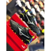 ราคา รองเท้าสตั๊ดรองเท้าเตะบอล Mizuno รองเท้าเตะบอลแข็งแรง หนังนุ่ม เบา made in Japan พร้อมกล่องแบรนด์ถุงผ้า สินค้าใช้เวลาเดินทาง 2 3 วัน สวยแท้ตรงปกร้อยเปอร์เซ็นต์ (16074486861)