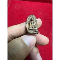 ราคา พระรอดลำพูน พิมพ์ใหญ่ (19715585286)