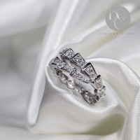 ราคา แหวนกระดูกงู ฝังเพชร Swiss ตัวเรือนเงินแท้ 92 5 ชุบทองคำขาว Serpenti Viper (17756491084)